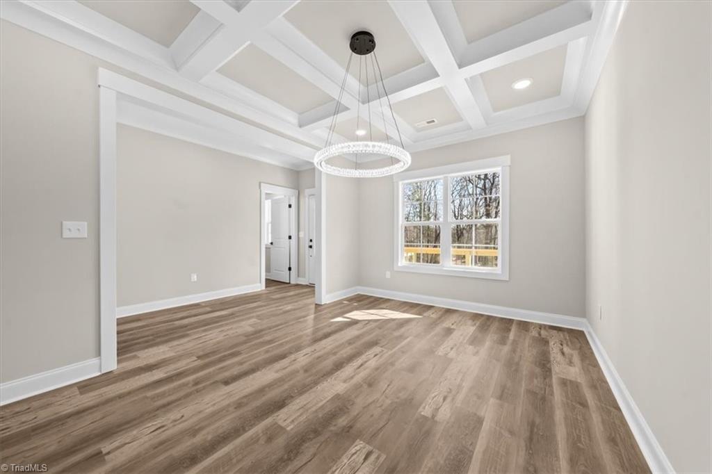 property viewer photo 4