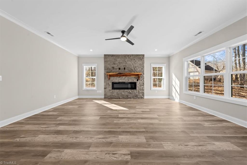 property viewer photo 5