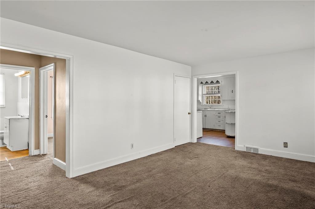 property viewer photo 5