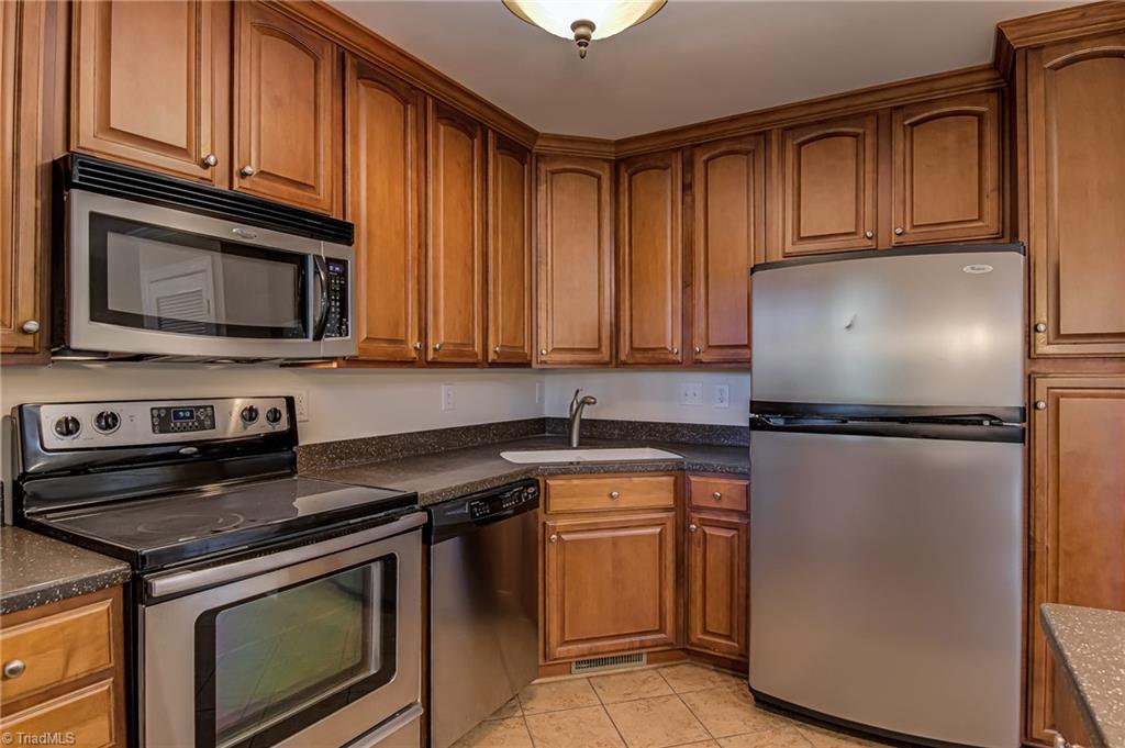 property viewer photo 12