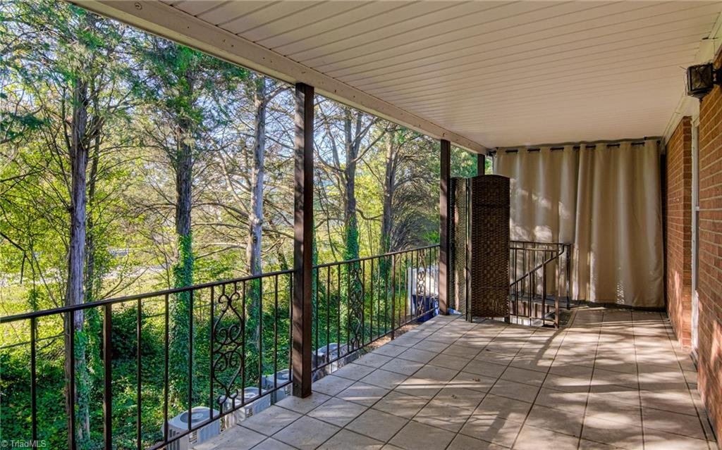 property viewer photo 13