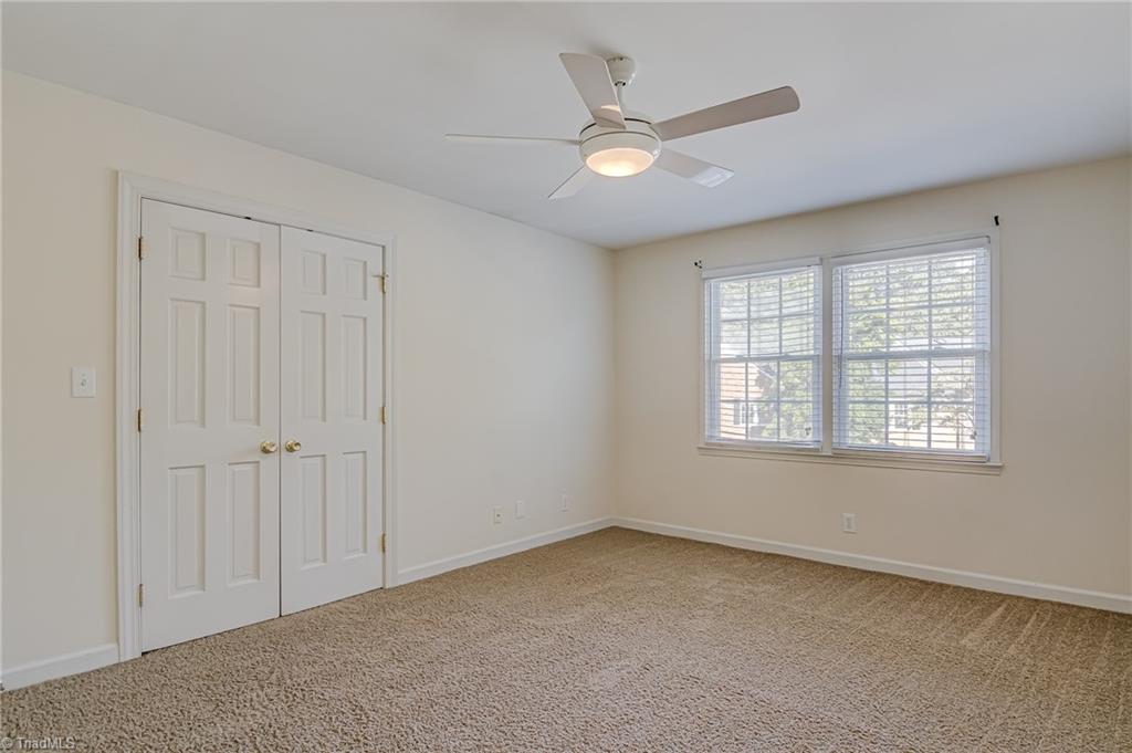 property viewer photo 18