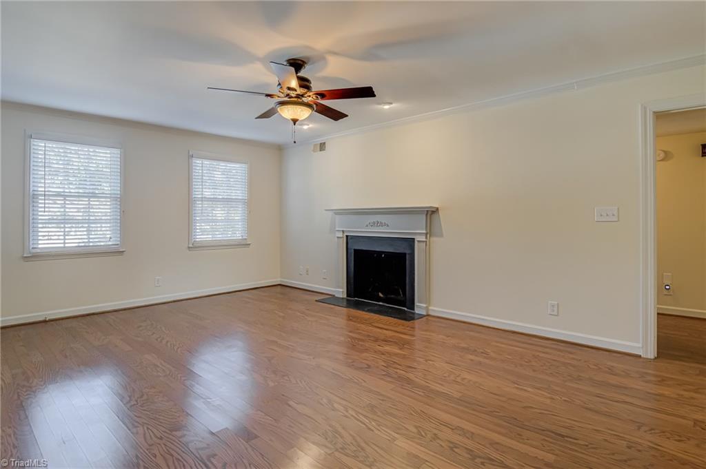 property viewer photo 2