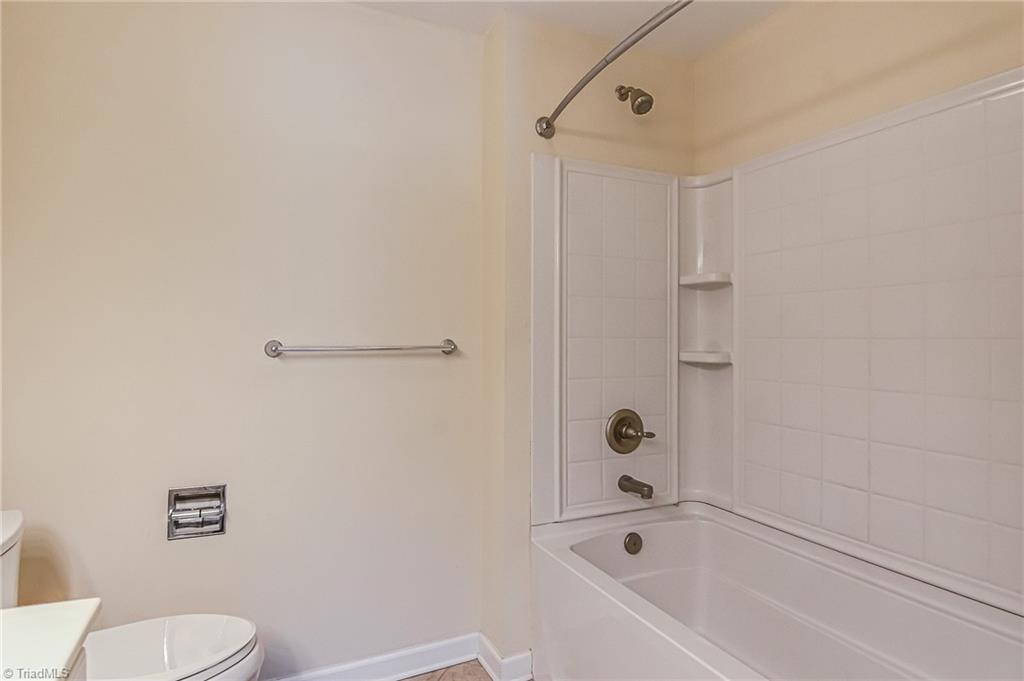 property viewer photo 21