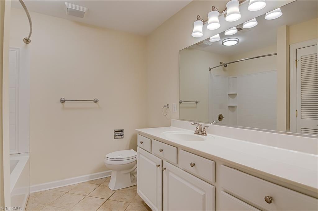 property viewer photo 24