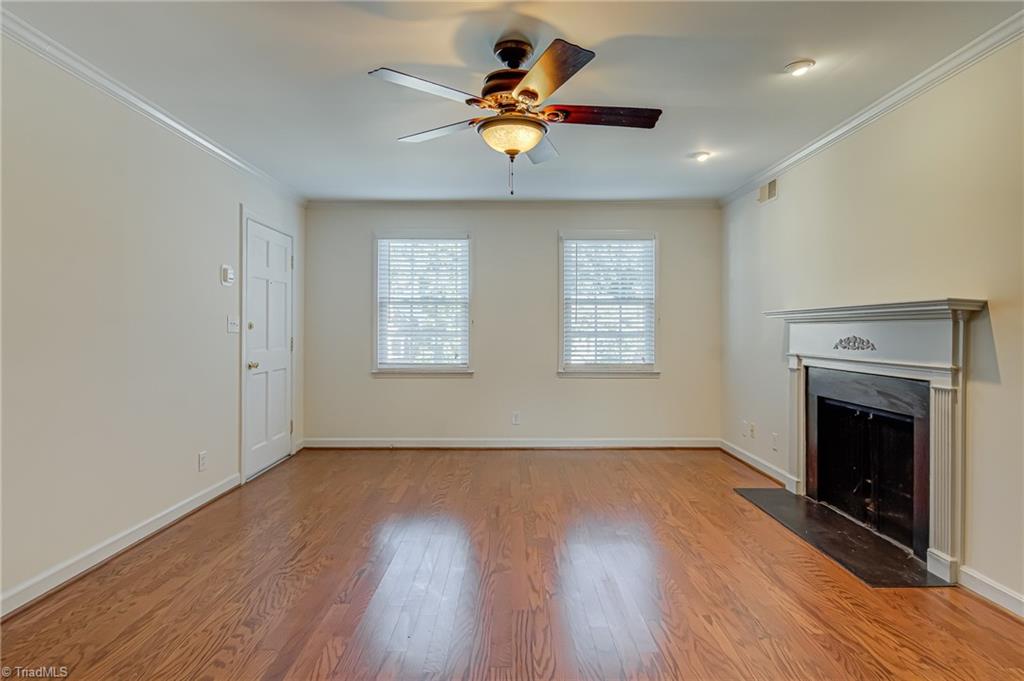 property viewer photo 3