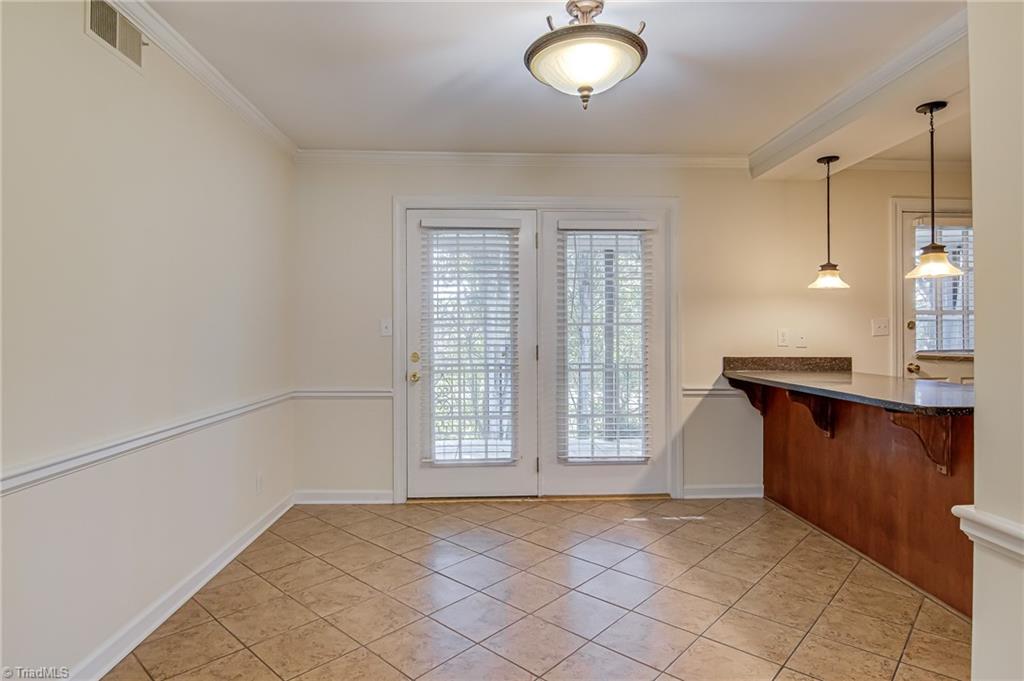 property viewer photo 5