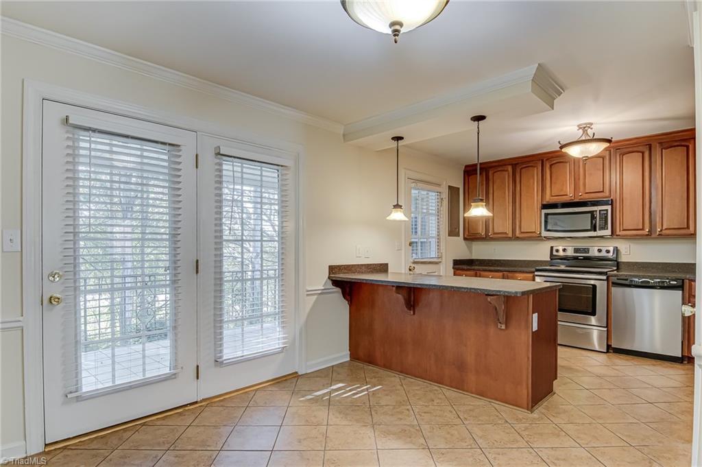property viewer photo 6