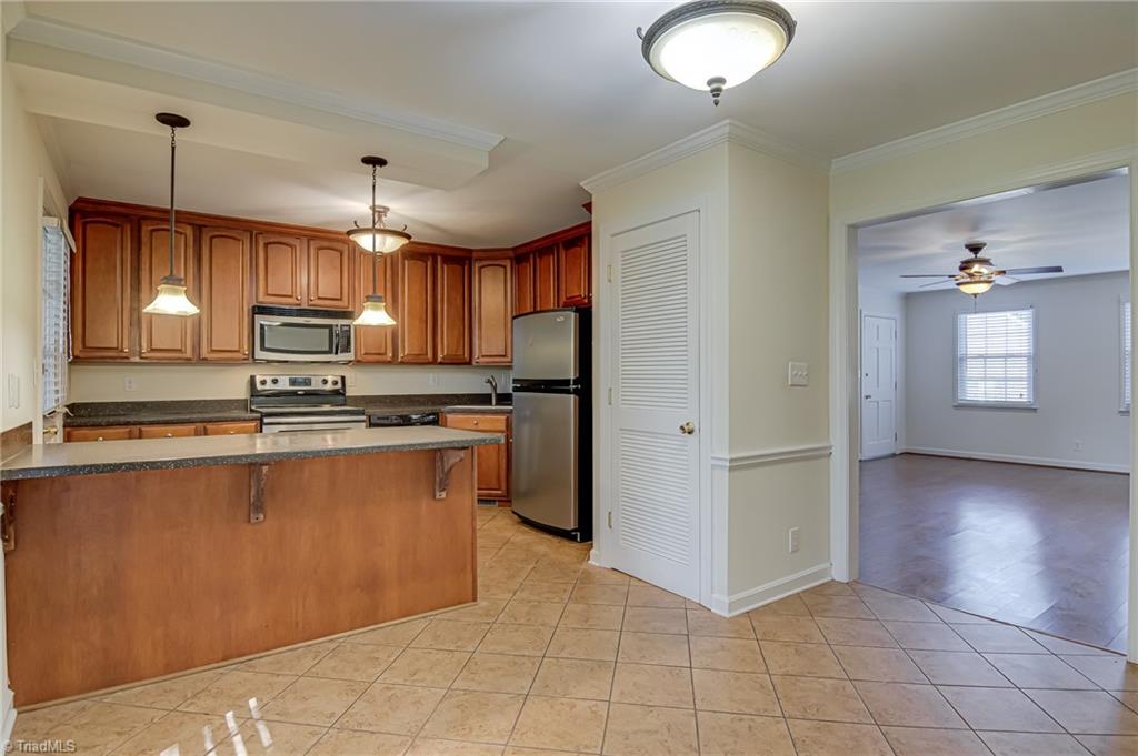 property viewer photo 7