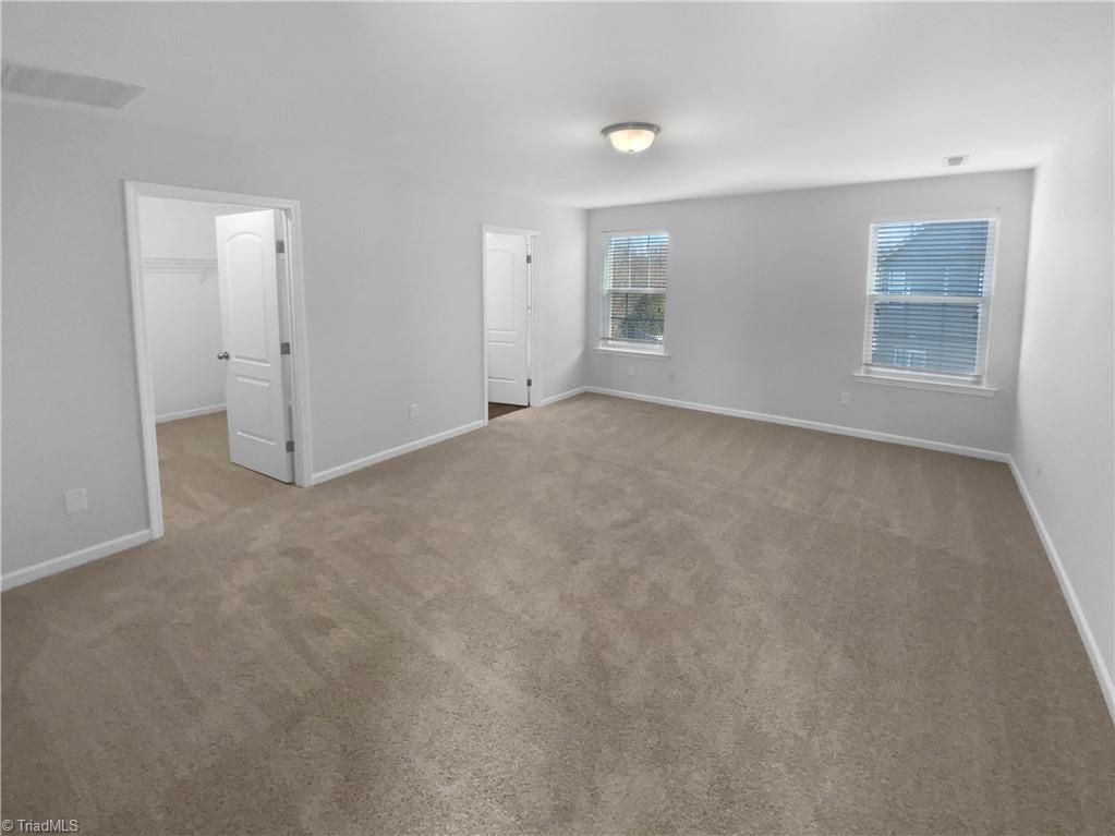 property viewer photo 17