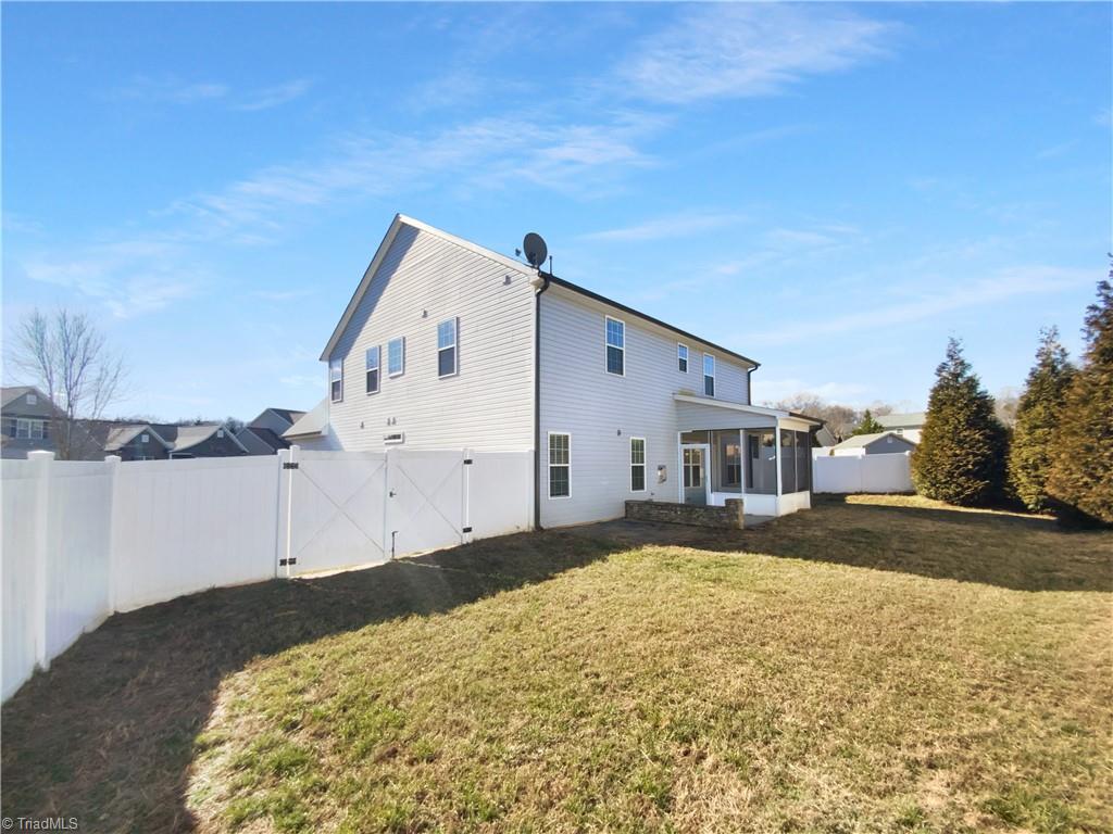 property viewer photo 28