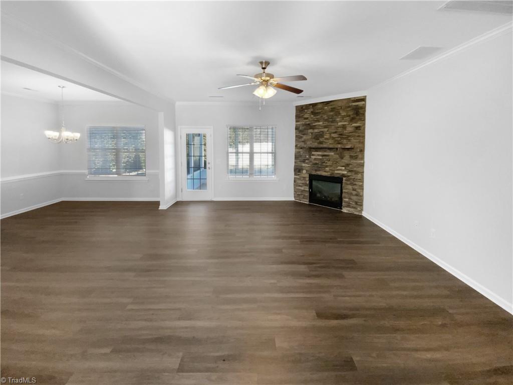 property viewer photo 4