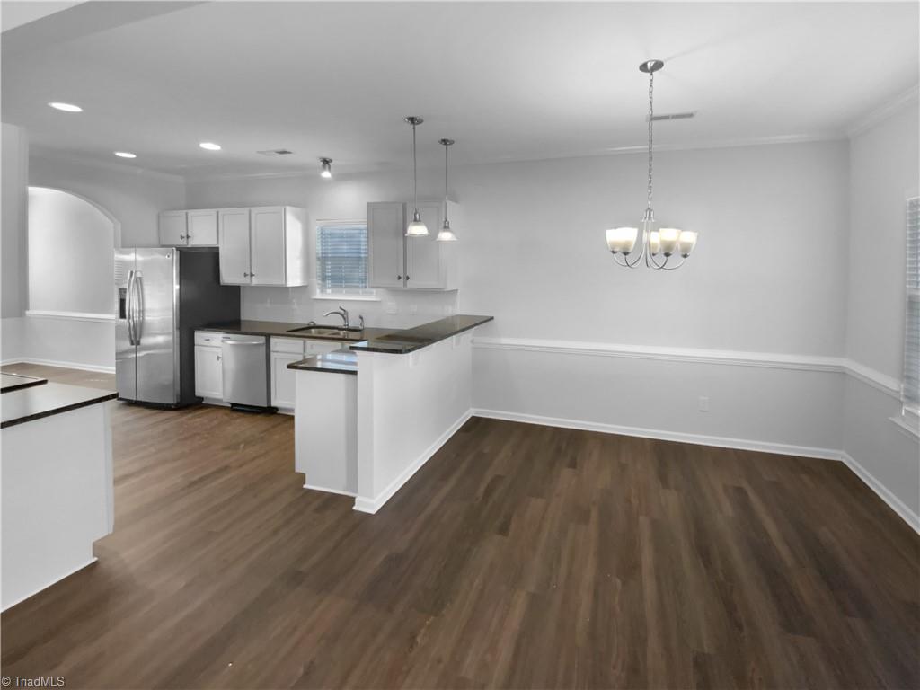 property viewer photo 8