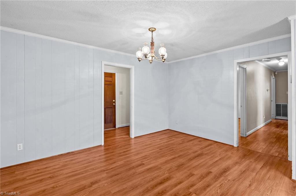 property viewer photo 19