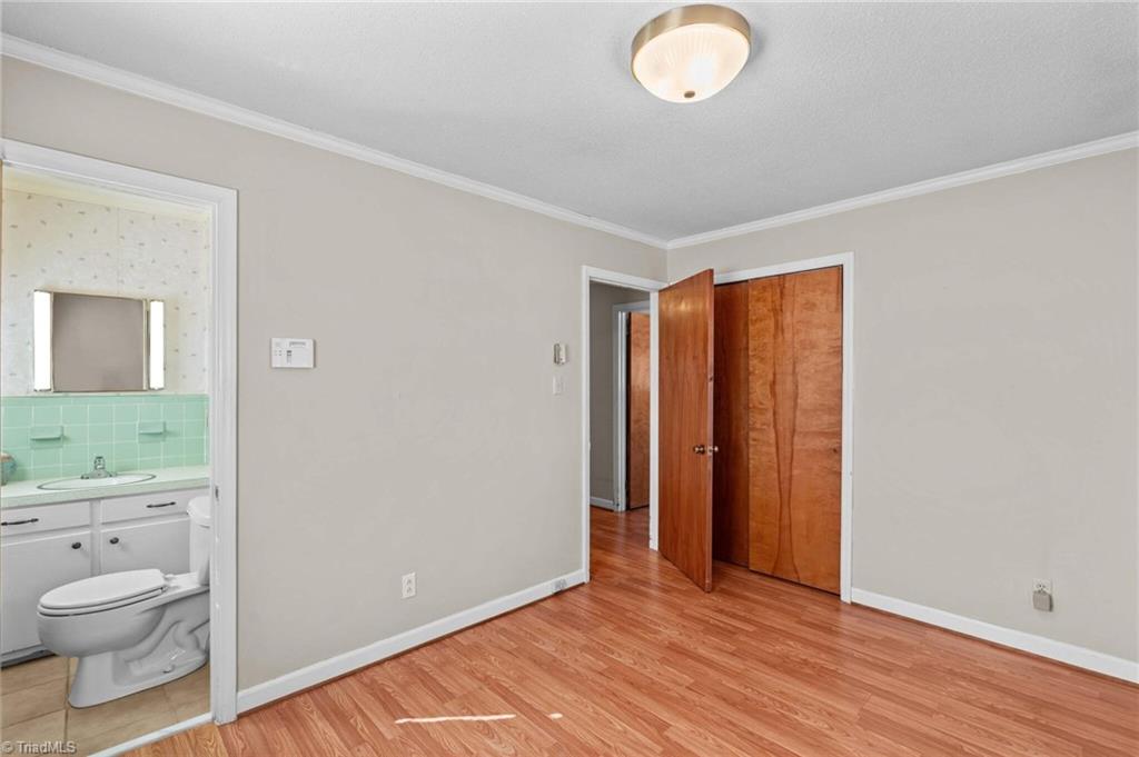 property viewer photo 27