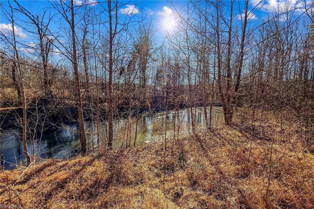 property viewer photo 48