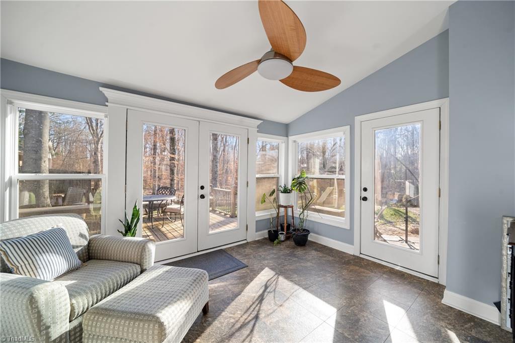 property viewer photo 13