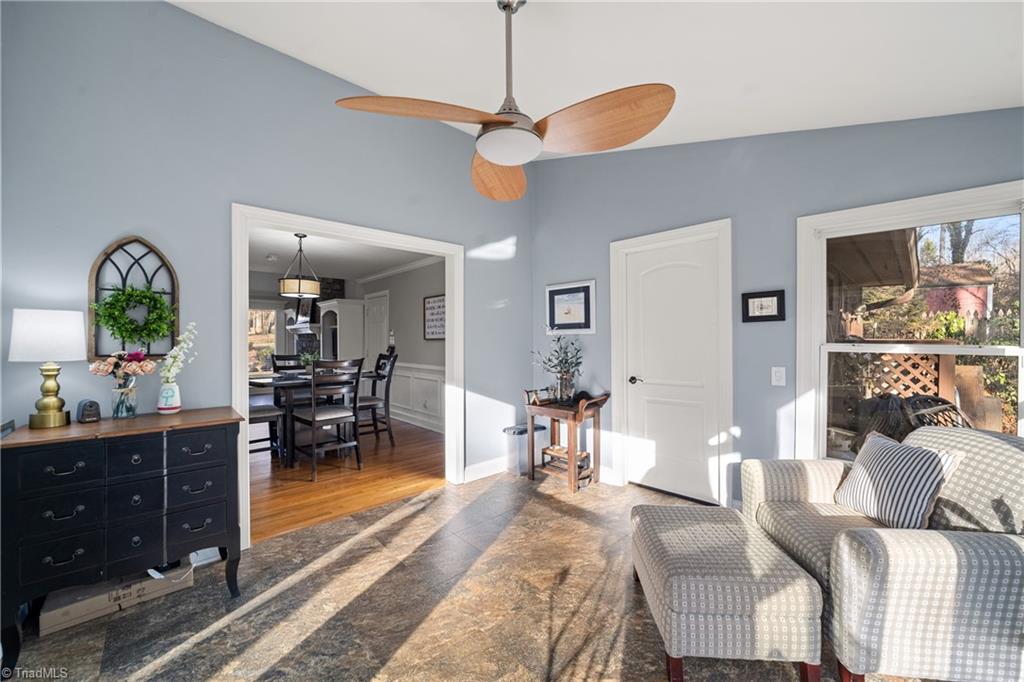 property viewer photo 15