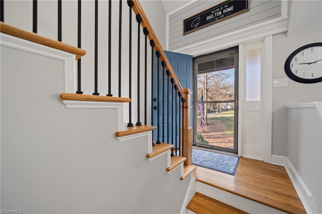 property viewer photo 4