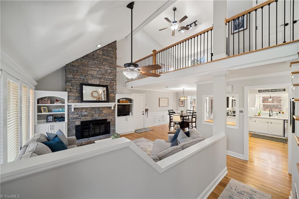 property viewer photo 9