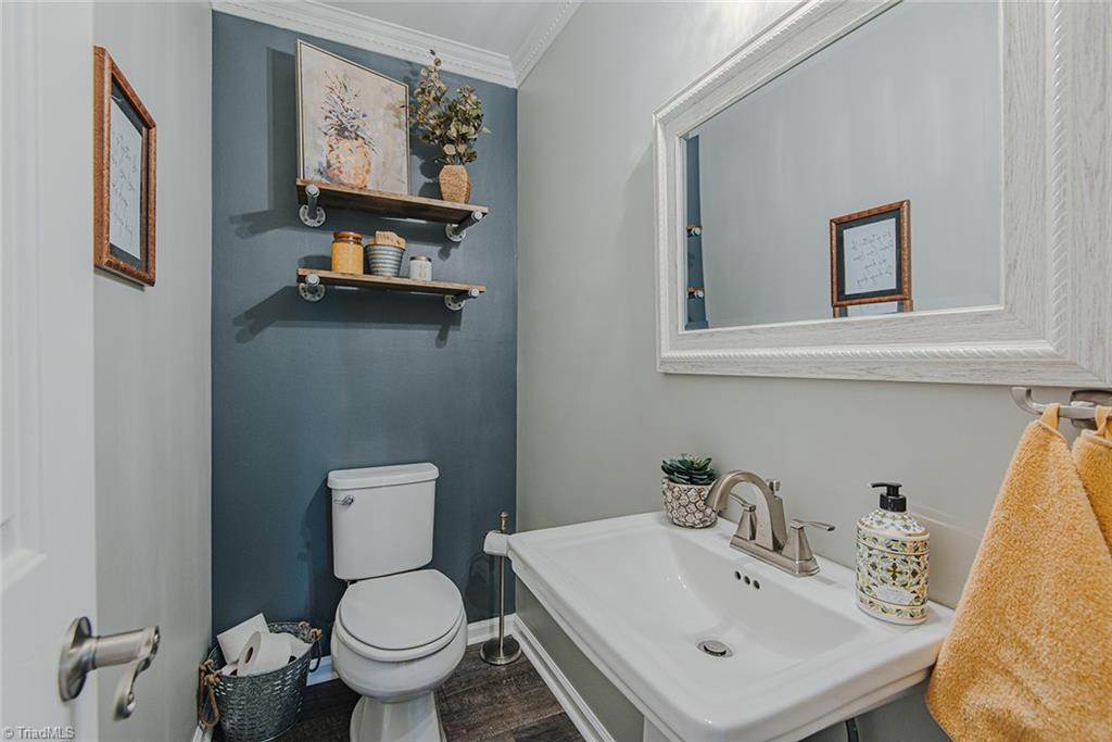 property viewer photo 18