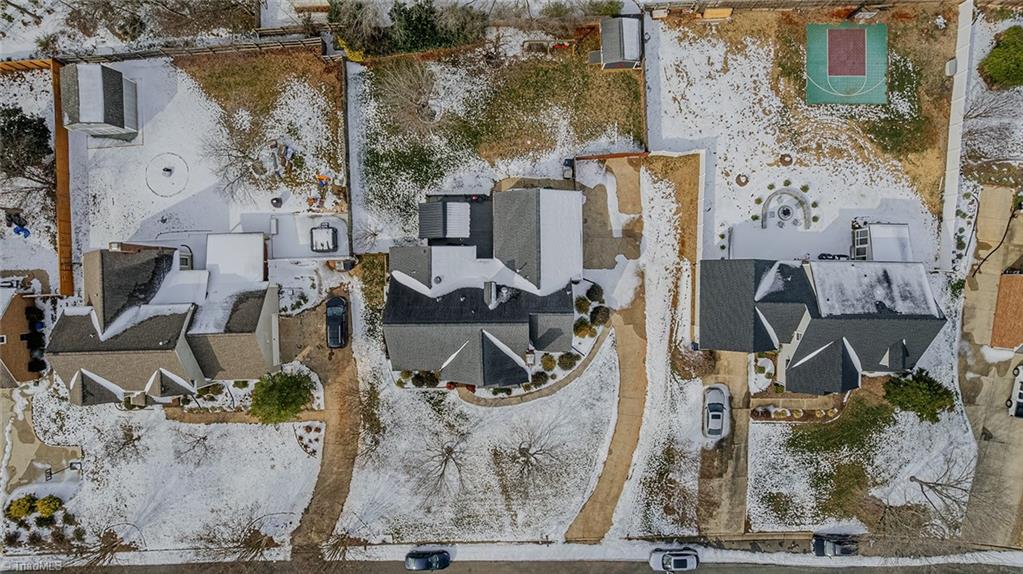 property viewer photo 45