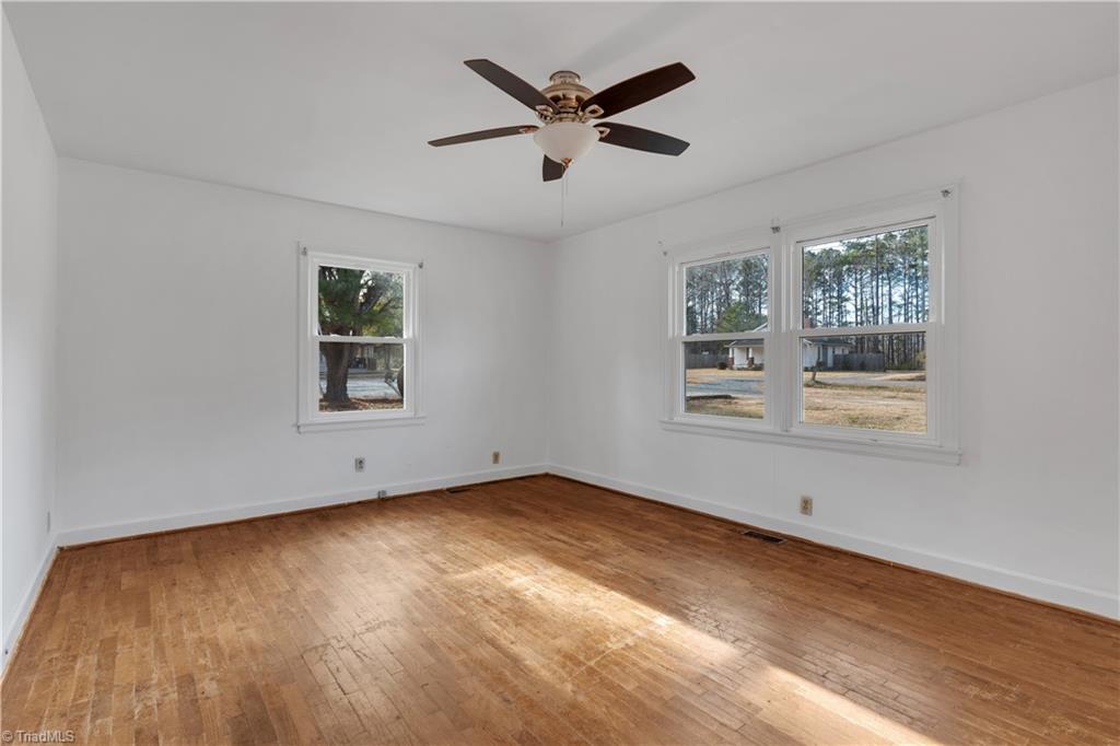 property viewer photo 14