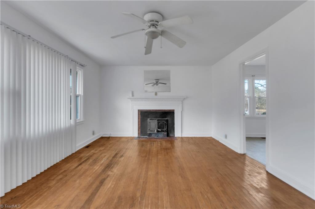 property viewer photo 3