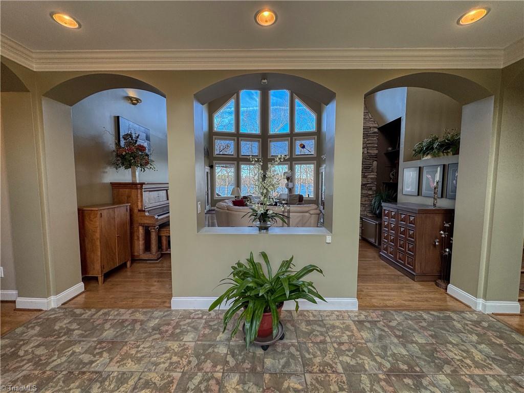 property viewer photo 10