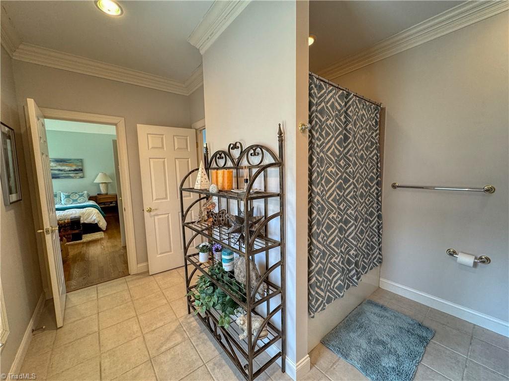 property viewer photo 32