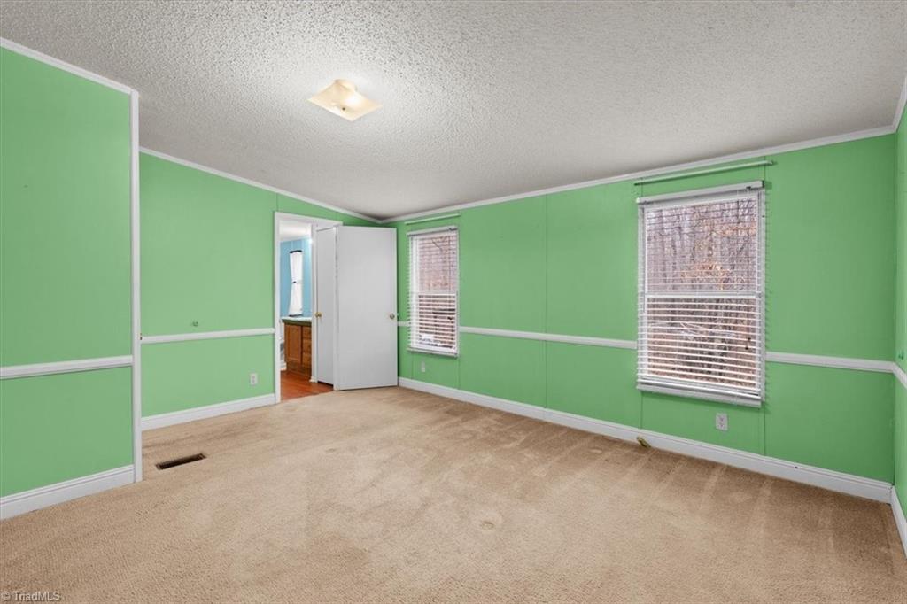 property viewer photo 13