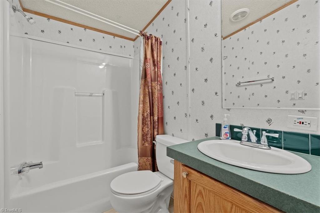 property viewer photo 19