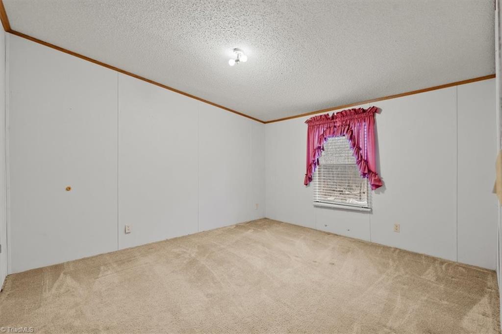 property viewer photo 20