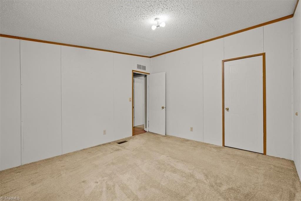 property viewer photo 21