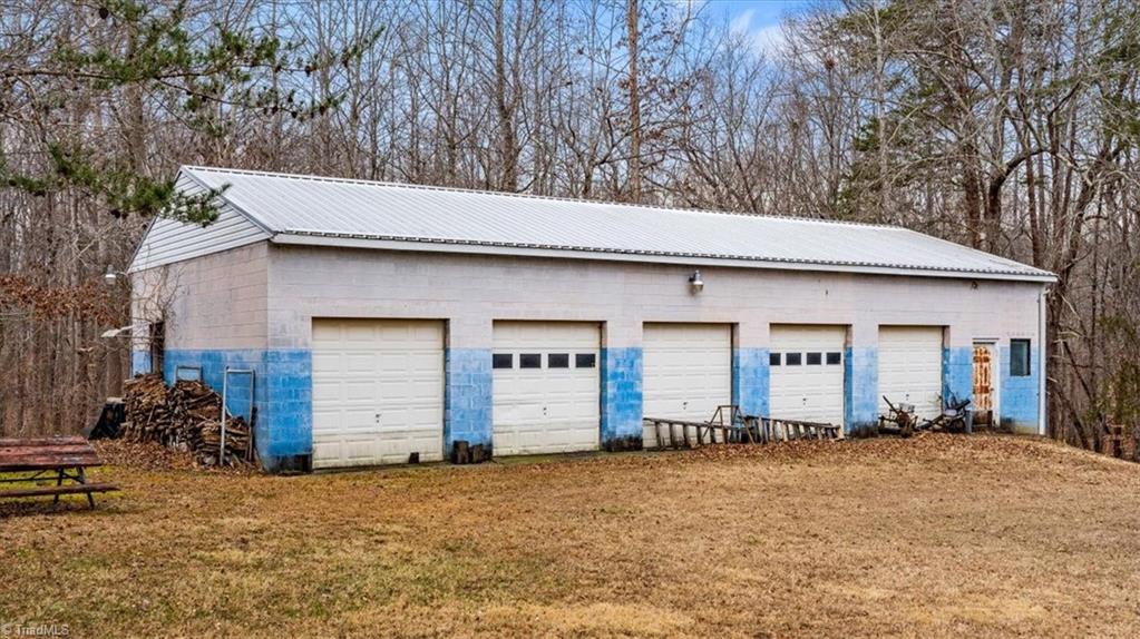 property viewer photo 3