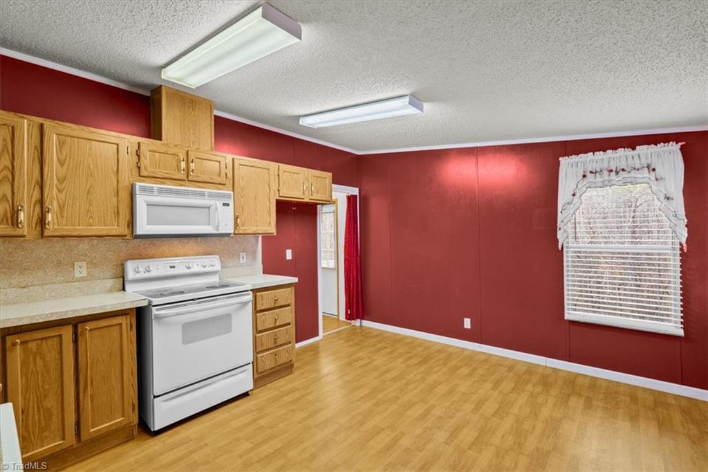 property viewer photo 9
