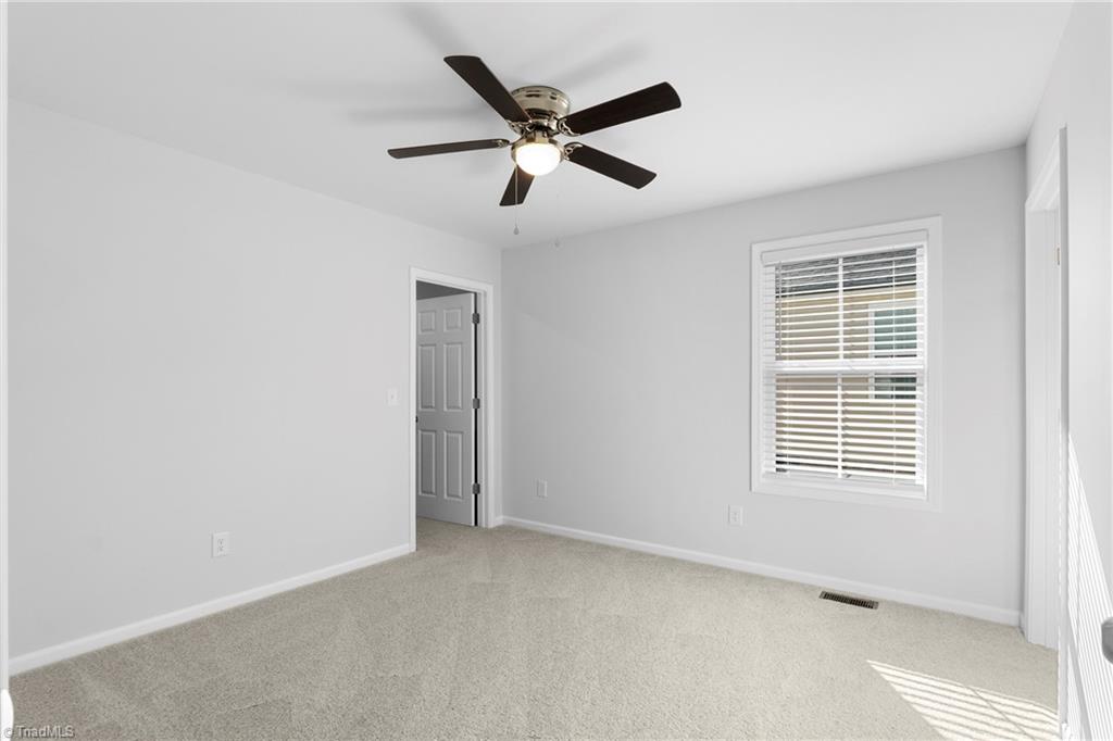 property viewer photo 11