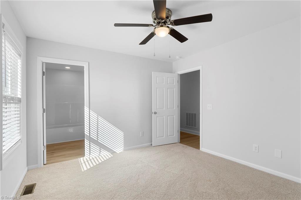 property viewer photo 13