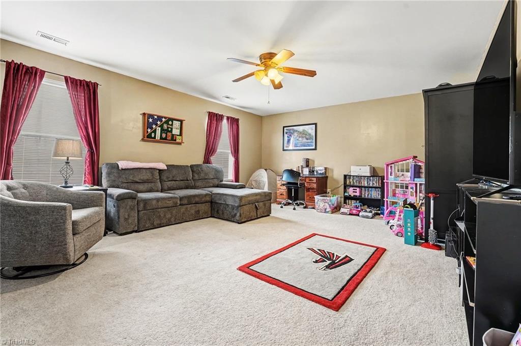 property viewer photo 12