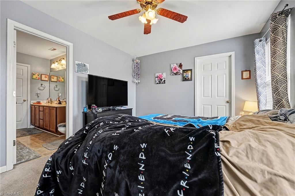 property viewer photo 19
