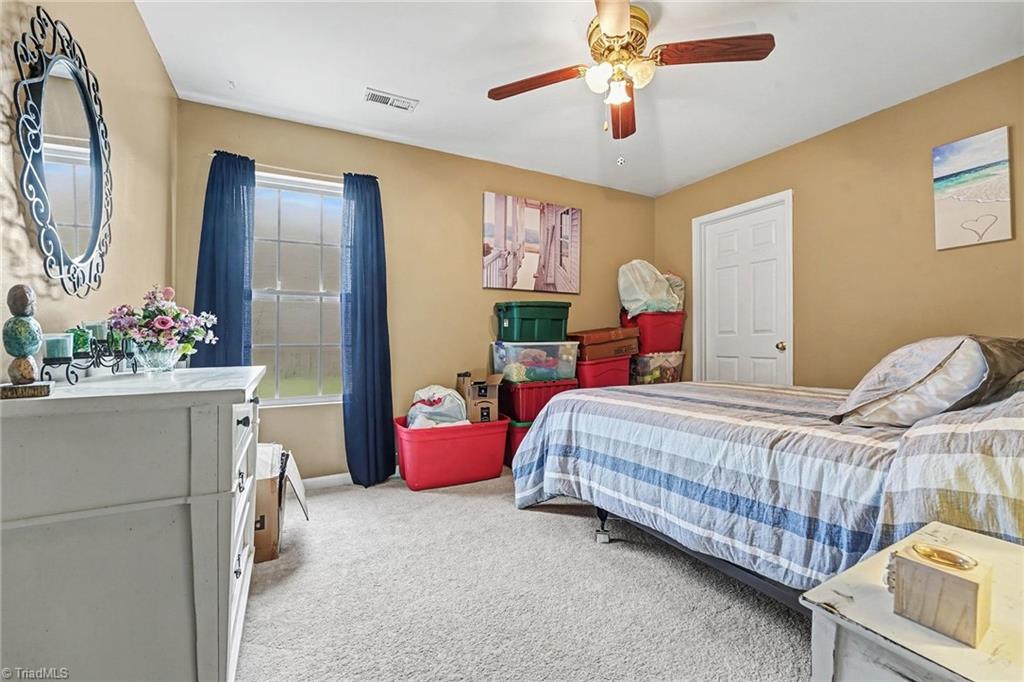 property viewer photo 22