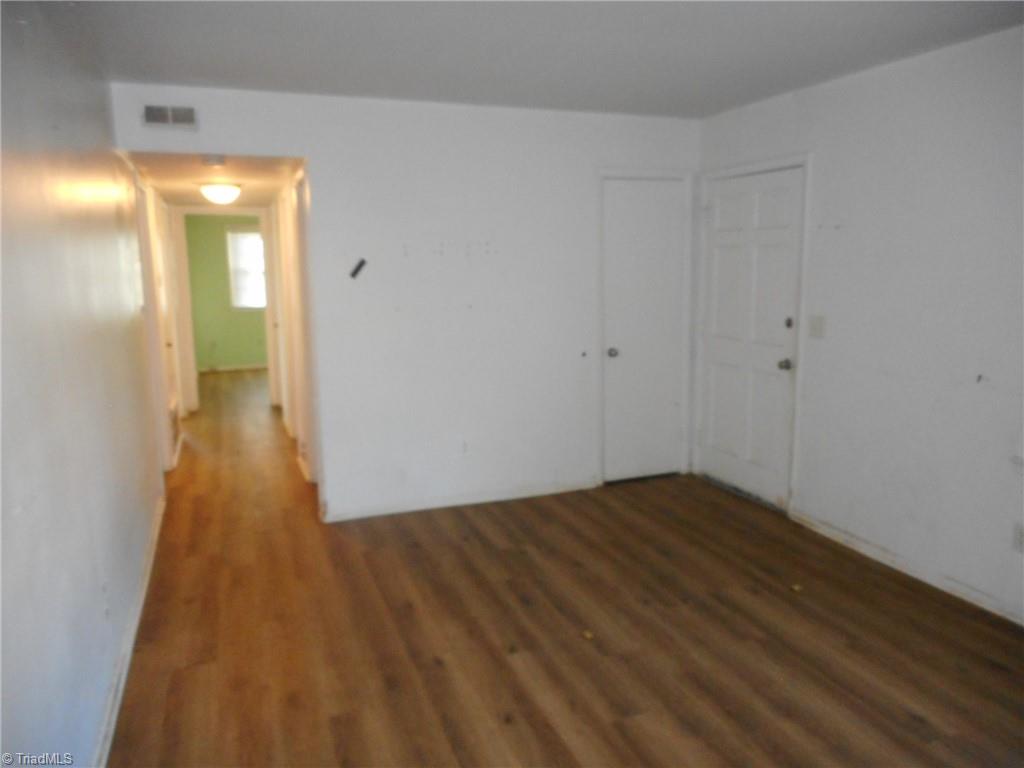 property viewer photo 1