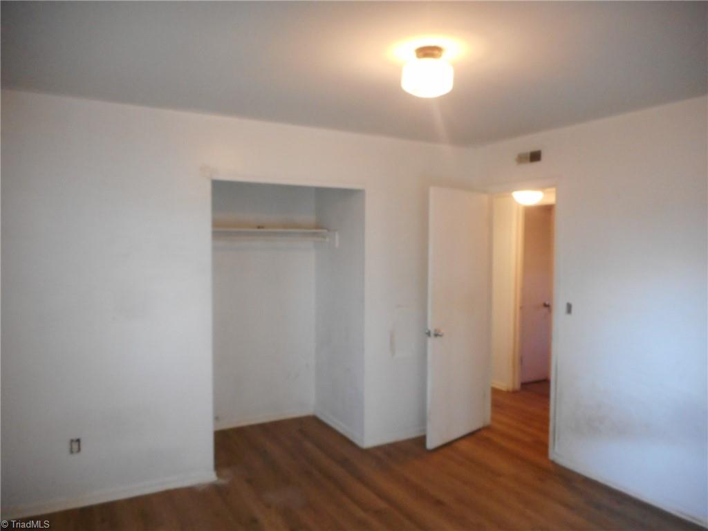 property viewer photo 5