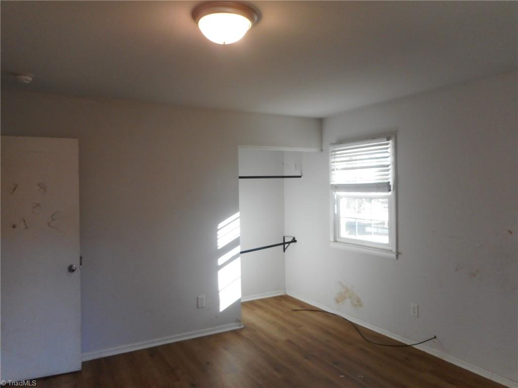 property viewer photo 6