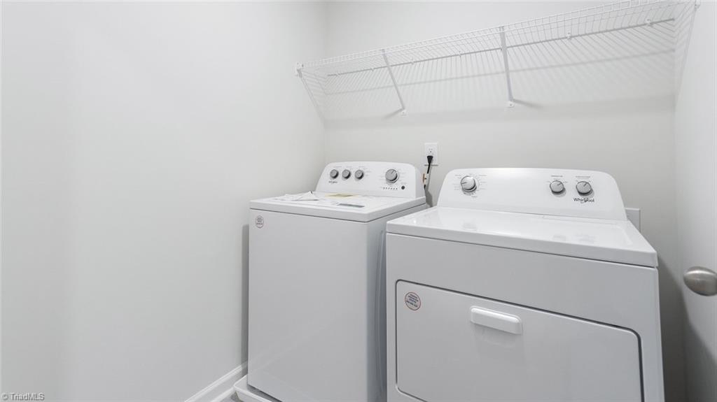 property viewer photo 12