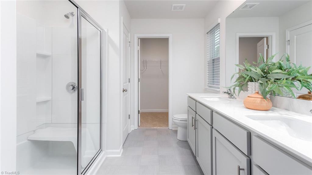 property viewer photo 20