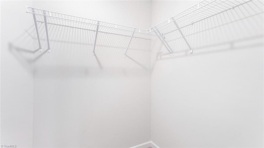 property viewer photo 21