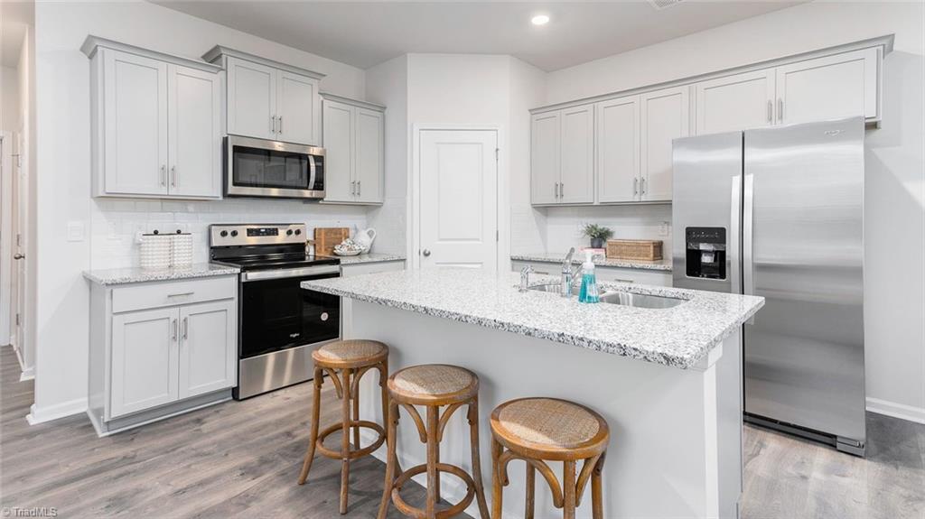property viewer photo 6