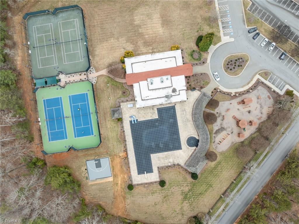 main property photo 49