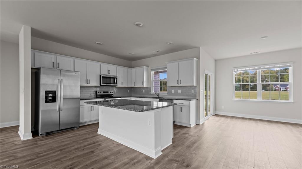 property viewer photo 10